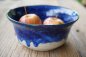 Preview: Handgetöpferte Ramen Keramik Schale  – in tiefem Kristallblau